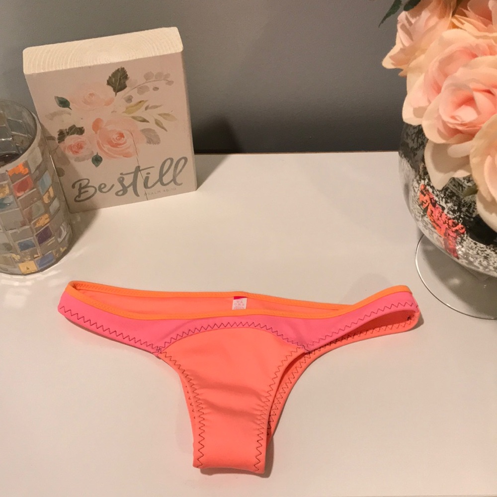 Victoria Secret bikini bottom XS